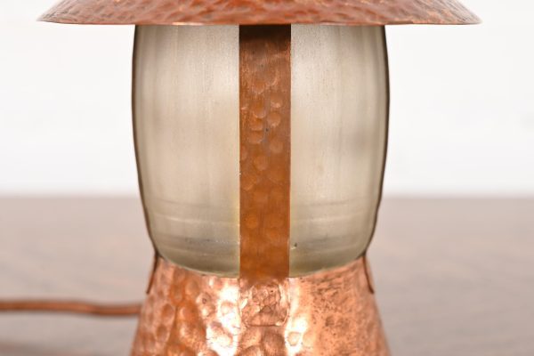 Roycroft Style Antique Arts & Crafts Hammered Copper Desk Lamp, 1930s - Image 6