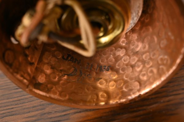 Roycroft Style Antique Arts & Crafts Hammered Copper Desk Lamp, 1930s - Image 10