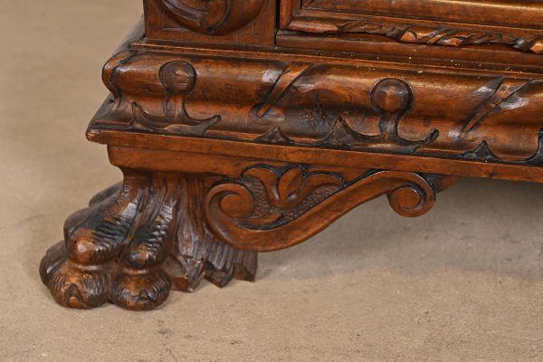 Antique Italian Renaissance Revival Carved Walnut and Burl Wood Bedside Chests, Circa 1900 - Image 8