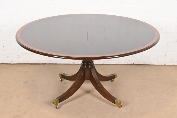 Baker Furniture Style Georgian Banded Mahogany Pedestal Extension Dining Table