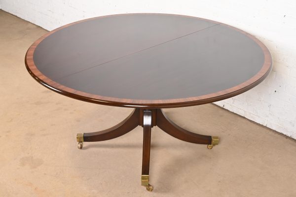 Baker Furniture Style Georgian Banded Mahogany Pedestal Extension Dining Table - Image 3