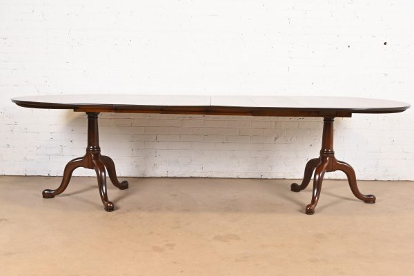 Henkel Harris Georgian Solid Mahogany Double Pedestal Extension Dining Table, Newly Refinished - Image 2