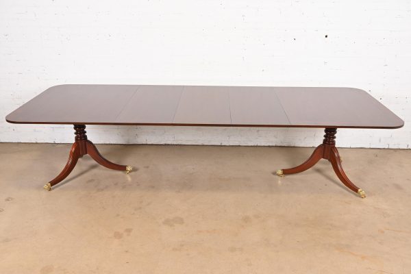 Baker Furniture Georgian Banded Mahogany Double Pedestal Extension Dining Table, Newly Refinished - Image 2