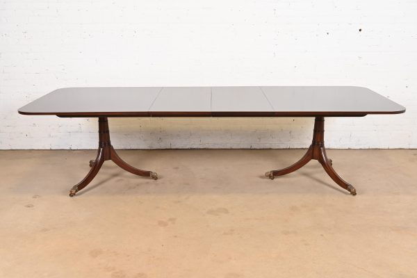Kittinger Georgian Banded Mahogany Double Pedestal Extension Dining Table, Newly Refinished - Image 2