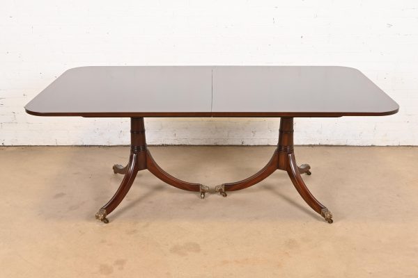 Kittinger Georgian Banded Mahogany Double Pedestal Extension Dining Table, Newly Refinished - Image 7