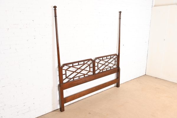 Baker Furniture Chinese Chippendale Carved Cherry Wood King Size Poster Headboard - Image 4