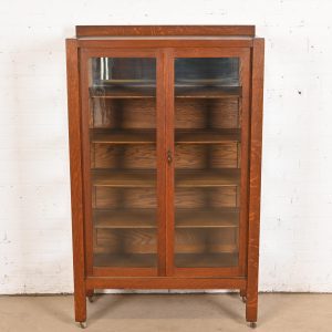 Limbert Style Antique Mission Oak Arts and Crafts Bookcase Cabinet, Circa 1900