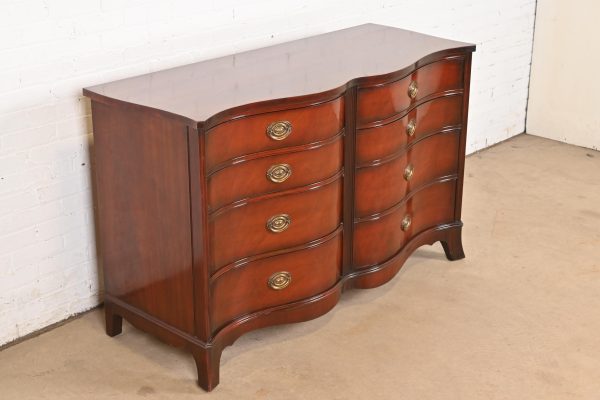Georgian Mahogany Serpentine Front Eight Drawer Double Dresser by White Furniture - Image 4