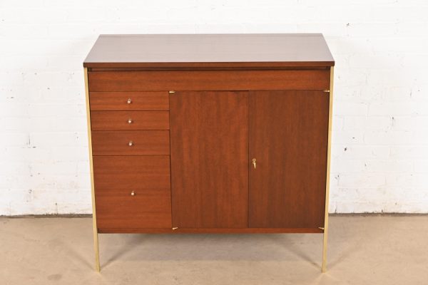 Paul McCobb Connoisseur Collection Mahogany and Brass Lift Top Bar Cabinet, Newly Refinished - Image 3