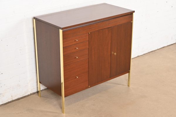 Paul McCobb Connoisseur Collection Mahogany and Brass Lift Top Bar Cabinet, Newly Refinished - Image 4