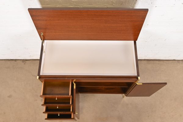 Paul McCobb Connoisseur Collection Mahogany and Brass Lift Top Bar Cabinet, Newly Refinished - Image 7