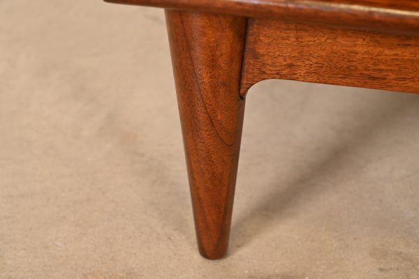 Henredon Mid-Century Modern Sculpted Walnut Nightstands, Newly Refinished - Image 8