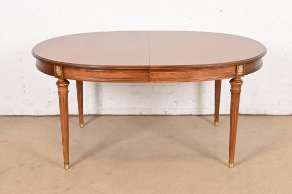 Henredon French Regency Louis XVI Cherry Wood Extension Dining Table, Newly Refinished - Image 6