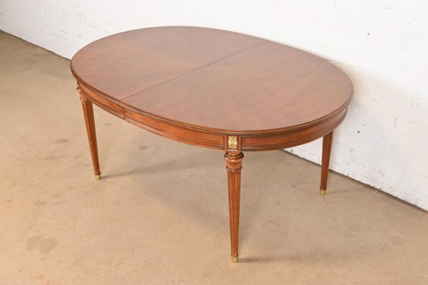 Henredon French Regency Louis XVI Cherry Wood Extension Dining Table, Newly Refinished - Image 7