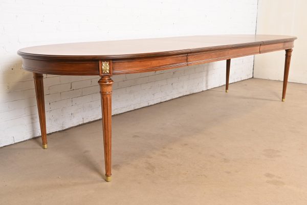 Henredon French Regency Louis XVI Cherry Wood Extension Dining Table, Newly Refinished - Image 4