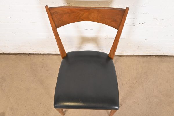 Paul McCobb for Calvin Furniture Mid-Century Modern Sculpted Walnut Dining Chair or Side Chair, 1950s - Image 4
