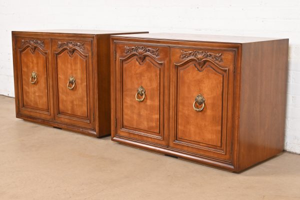 Henredon French Provincial Louis XV Carved Walnut Buffet Servers or Bar Cabinets, Pair - Image 2