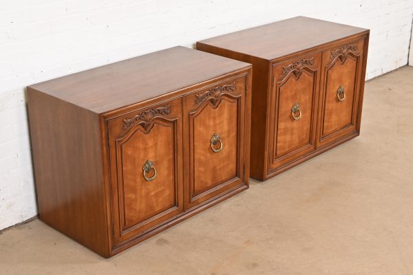 Henredon French Provincial Louis XV Carved Walnut Buffet Servers or Bar Cabinets, Pair - Image 5