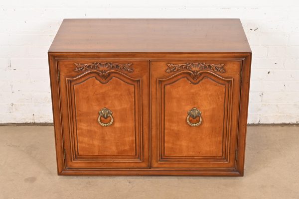 Henredon French Provincial Louis XV Carved Walnut Buffet Server or Bar Cabinet, Circa 1960s - Image 2