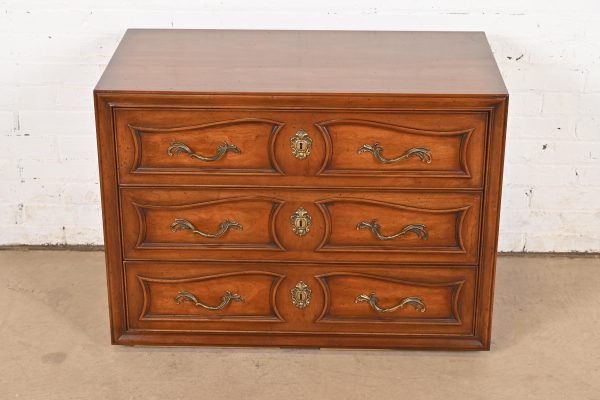 Henredon French Provincial Louis XV Carved Walnut Chest of Drawers, Circa 1960s - Image 3