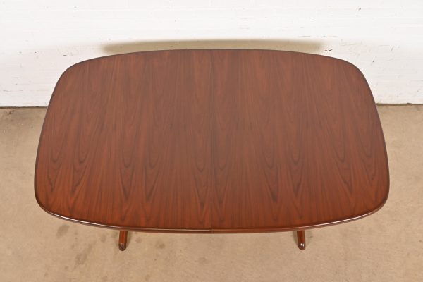 Skovby Danish Modern Sculpted Rosewood Extension Dining Table, Newly Refinished - Image 9