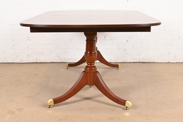 Kindel Furniture Georgian Flame Mahogany Double Pedestal Dining Table, Newly Refinished - Image 7
