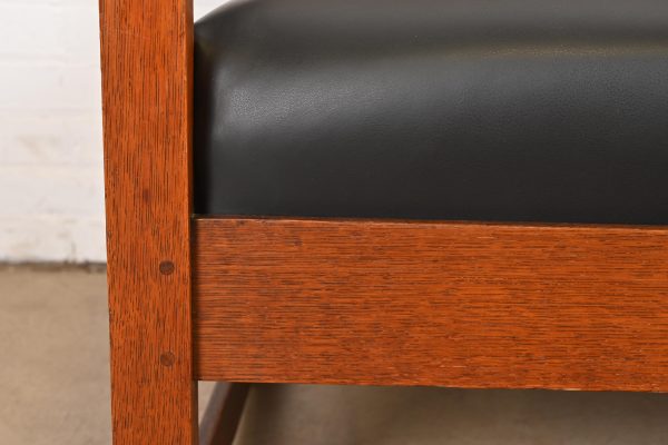 Charles Stickley Antique Mission Oak Arts & Crafts Settle Sofa or Bench, Circa 1900 - Image 7