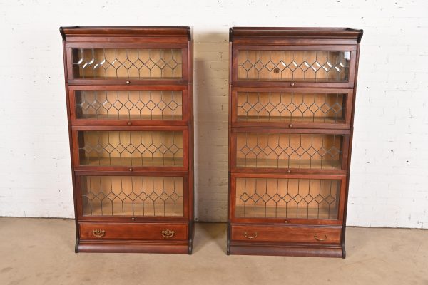 Globe Wernicke Antique Arts & Crafts Mahogany Four-Stack Barrister Bookcases With Leaded Glass Doors, Pair - Image 2
