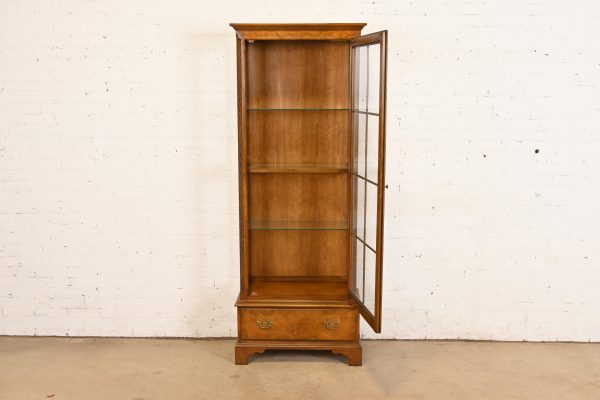 Baker Furniture Georgian Carved Cherry and Burl Wood Lighted Bookcase or Display Cabinet - Image 5