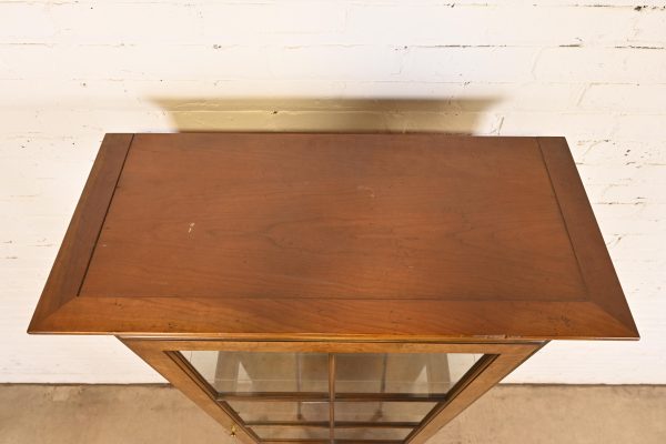 Baker Furniture Georgian Carved Cherry and Burl Wood Lighted Bookcase or Display Cabinet - Image 10