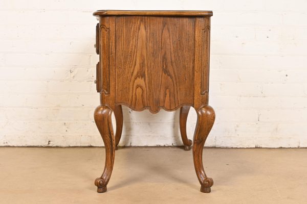 Baker Furniture French Provincial Louis XV Carved Oak and Burl Wood Commode or Bedside Chest - Image 10