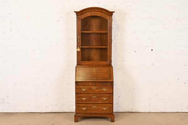Henredon Georgian Banded Oak Drop Front Secretary Desk With Bookcase Hutch - Image 2