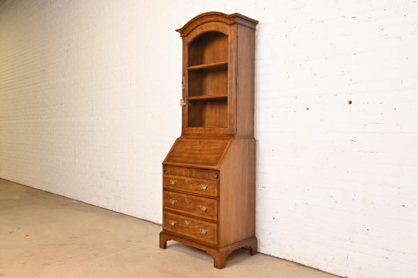 Henredon Georgian Banded Oak Drop Front Secretary Desk With Bookcase Hutch - Image 3