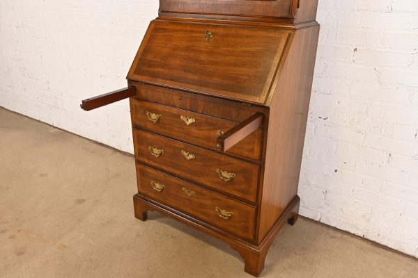 Henredon Georgian Banded Oak Drop Front Secretary Desk With Bookcase Hutch - Image 8