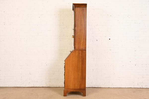 Henredon Georgian Banded Oak Drop Front Secretary Desk With Bookcase Hutch - Image 11