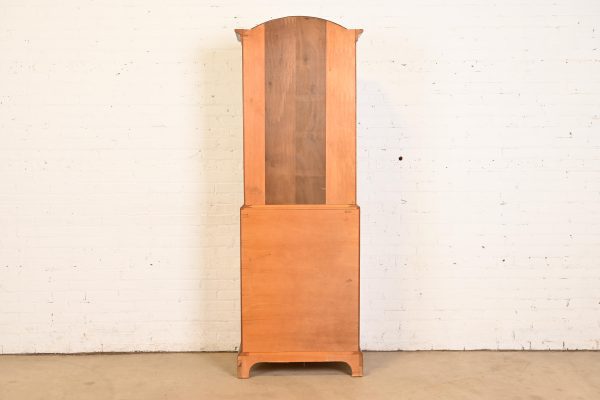 Henredon Georgian Banded Oak Drop Front Secretary Desk With Bookcase Hutch - Image 12