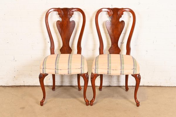 John Widdicomb Queen Anne Solid Mahogany Dining Chairs, Pair - Image 3