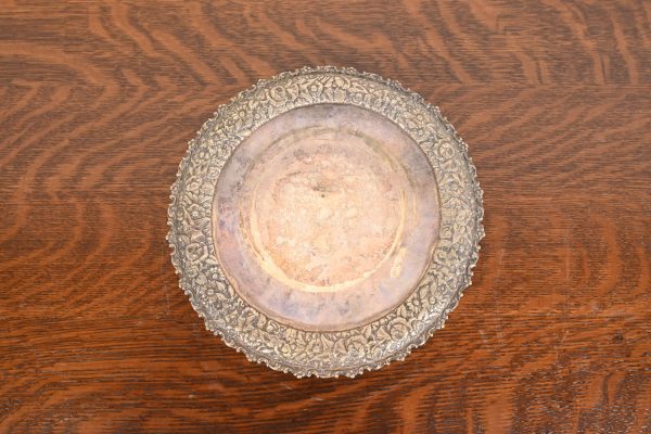 Tiffany & Co. Antique Victorian Repoussé Silverplate Compote Dish, Centerpiece, or Tazza - Image 4