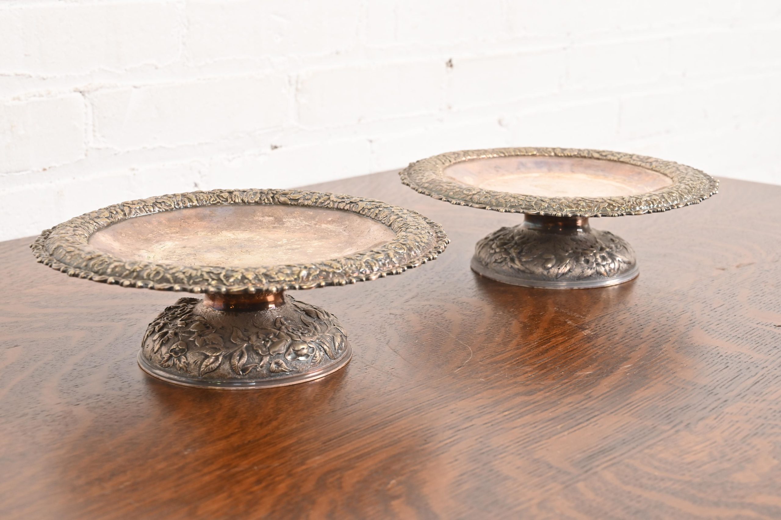 Tiffany & Co. Antique Victorian Repoussé Silverplate Compote Dishes, Centerpieces, or Tazzas, Pair - Image 3