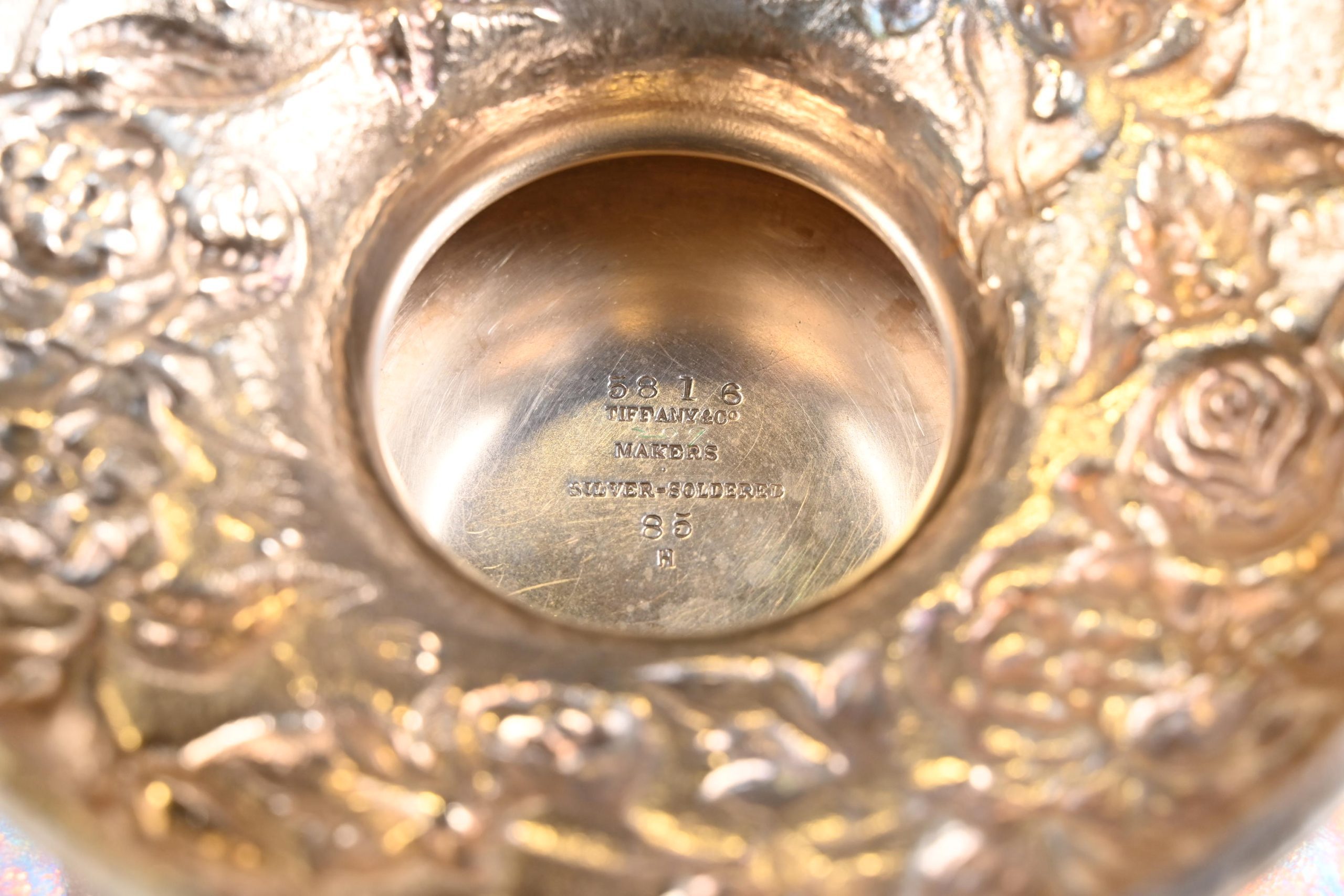 Tiffany & Co. Antique Victorian Repoussé Silverplate Compote Dishes, Centerpieces, or Tazzas, Pair - Image 7