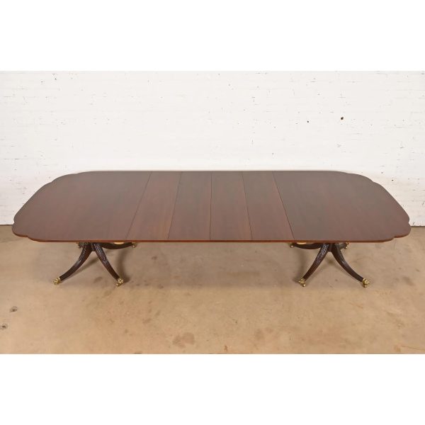 Kindel Furniture Georgian Mahogany Double Pedestal Extension Dining Table, Newly Refinished - Image 5