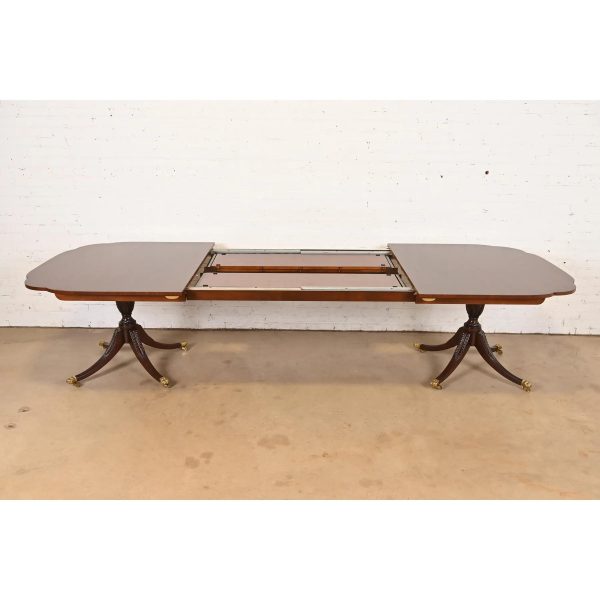 Kindel Furniture Georgian Mahogany Double Pedestal Extension Dining Table, Newly Refinished - Image 6
