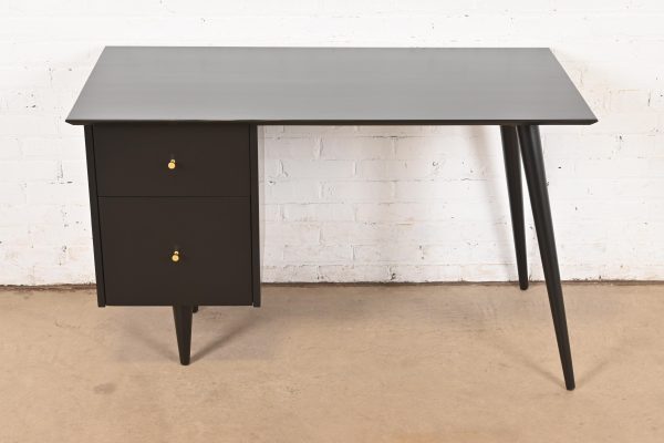 Paul McCobb Planner Group Mid-Century Modern Black Lacquered Writing Desk, Newly Refinished - Image 2