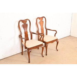 Henkel Harris Style Queen Anne Solid Mahogany Armchairs or Dining Captain Chairs, Pair