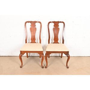 Henkel Harris Style Queen Anne Solid Mahogany Side Chairs or Dining Chairs, Pair