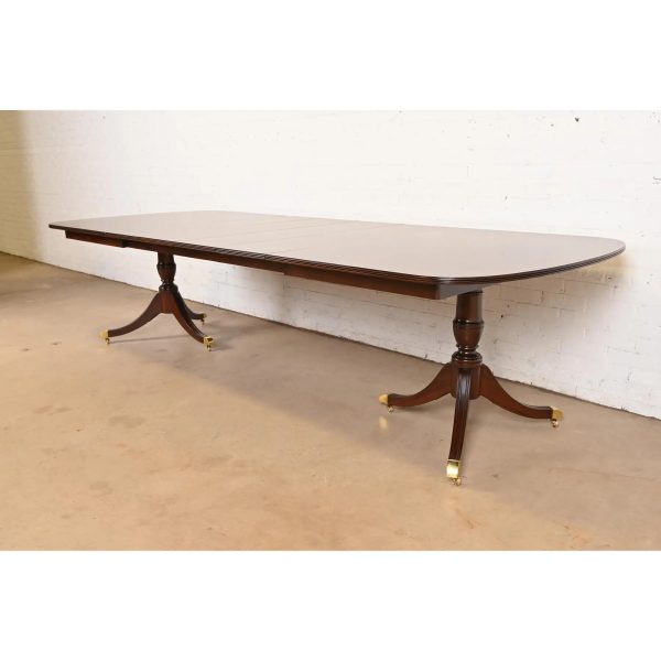 Kindel Furniture Georgian Flame Mahogany Double Pedestal Extension Dining Table, Newly Refinished - Image 4