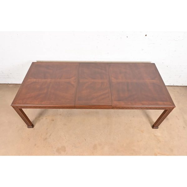 Henredon Georgian Carved Mahogany Extension Dining Table, Newly Refinished - Image 5