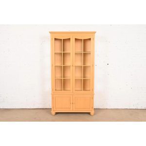 Ethan Allen Arts & Crafts Shaker Maple Lighted Bookcase Cabinet