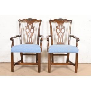 Drexel Heritage Georgian Carved Mahogany Armchairs or Dining Captain Chairs, Pair