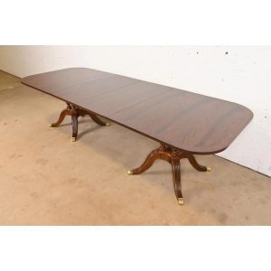 Drexel Heritage Georgian Banded Flame Mahogany Double Pedestal Extension Dining Table, Newly Refinished